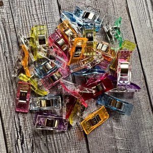 Plastic Clips, Wonder Clips for sewing, crafts, quilting, scrapbooks. 50 count